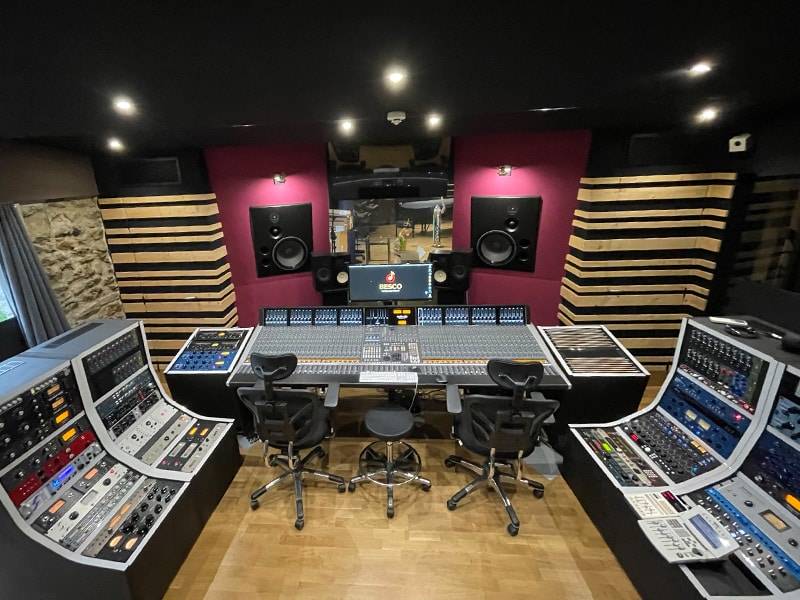 studio-besco-tilly- vue de la console